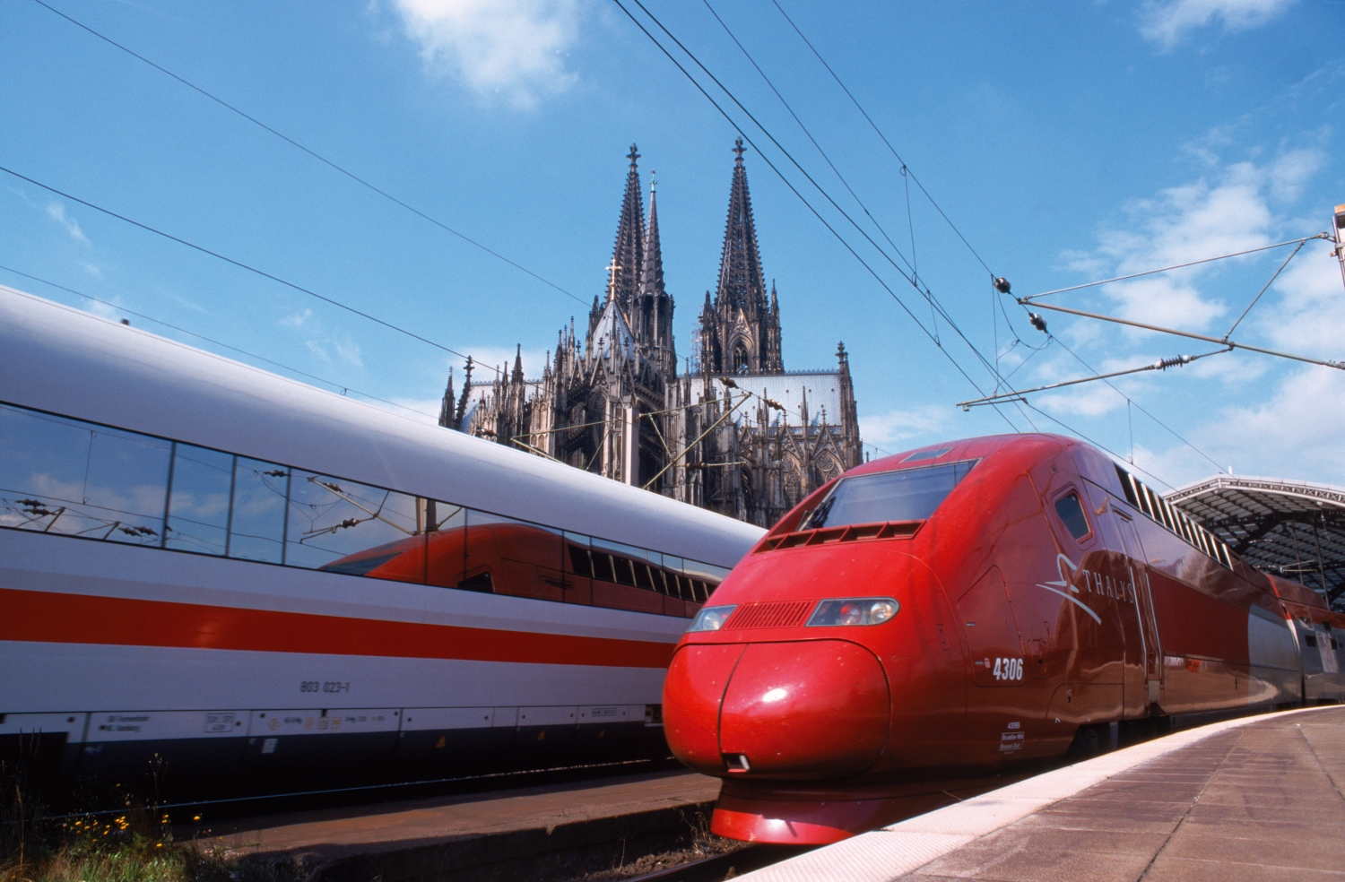 www.koelntourismus.de